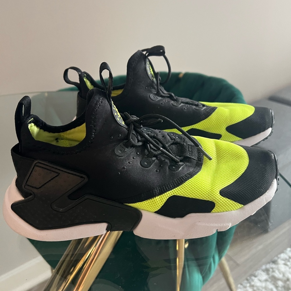 Kids Boys 5.5 Huaraches